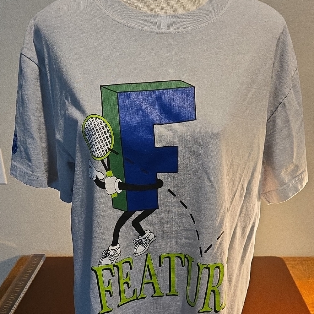 Featur 40-Love K-SWISS‎ Collab Gray Short Sleeve With Tennis Featur Graphic Tee